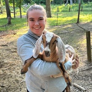 Meet your Posher, Emma